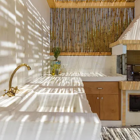 Crystal Dream 3* Parikia (Paros)