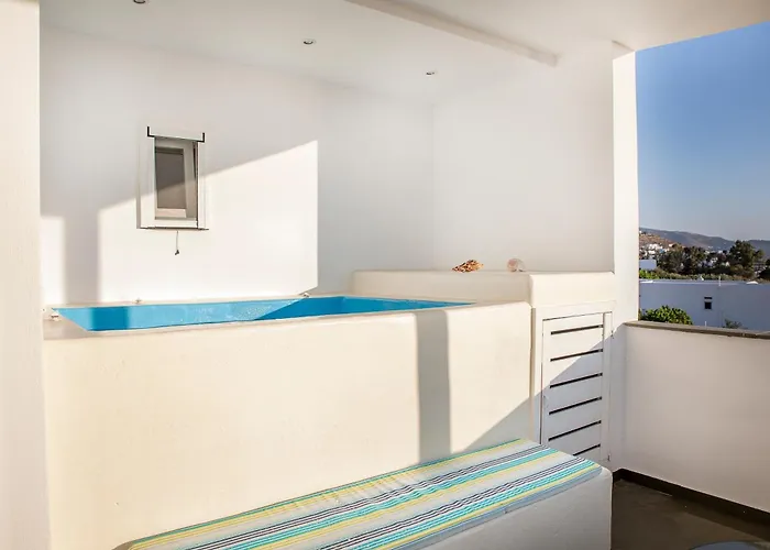 Crystal Dream 3* Parikia (Paros)